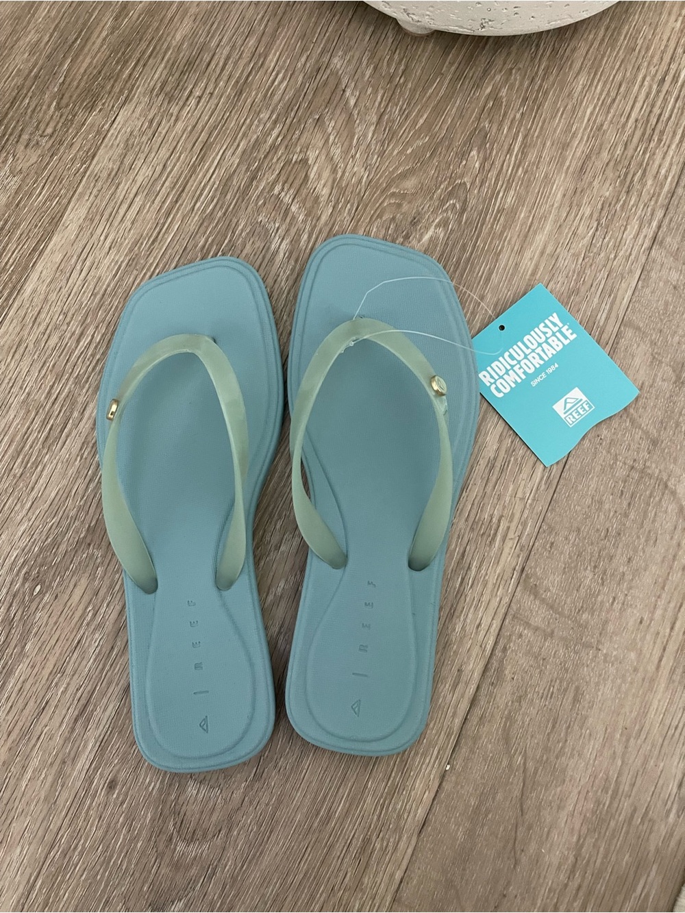 Reef Solaye Women's Water-Friendly Flip-Flops- 7 - Picture 8 of 12